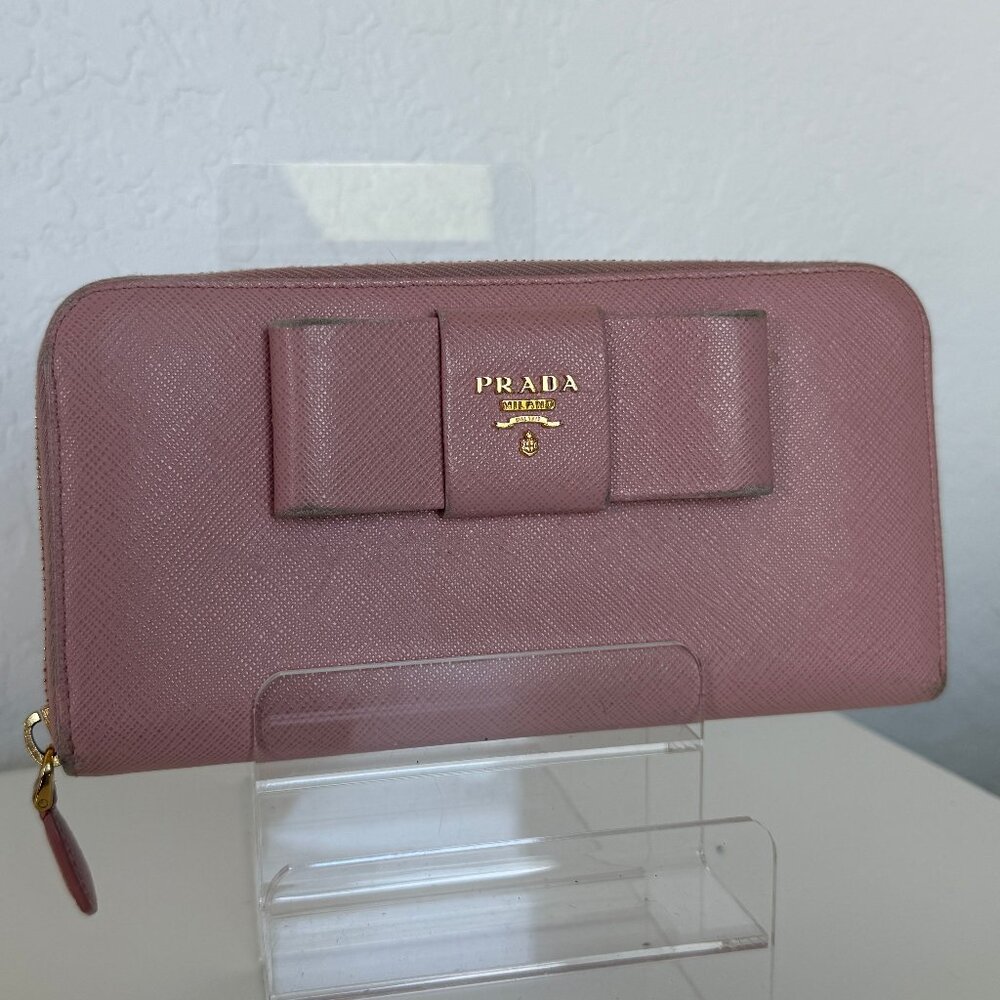 Prada Bow Detail Light Pink Wallet